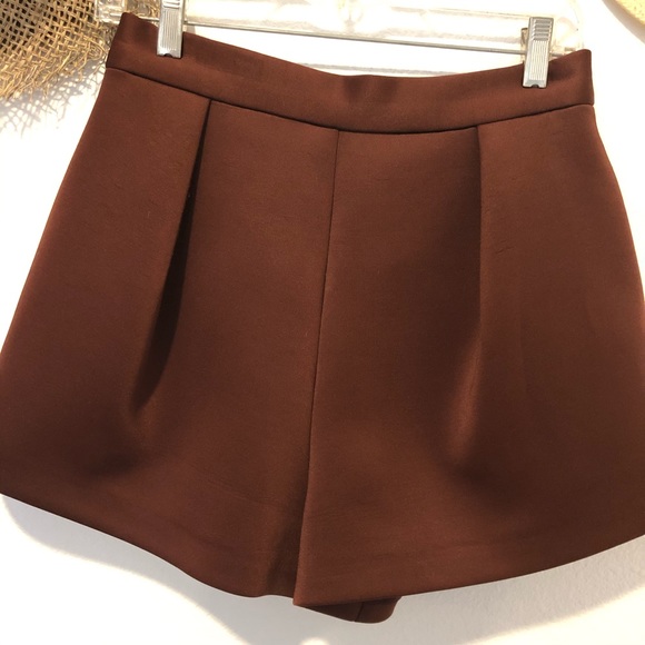 ASOS Hi rise dark burgundy neoprene dress shorts - Picture 6 of 6